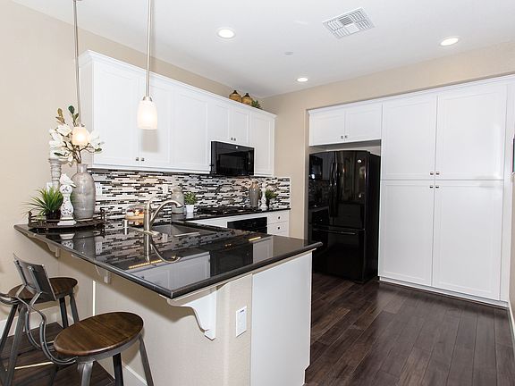 Perfectly-sized designer kitchen