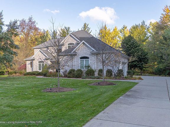 2nd image of 1351 Trotters Ln