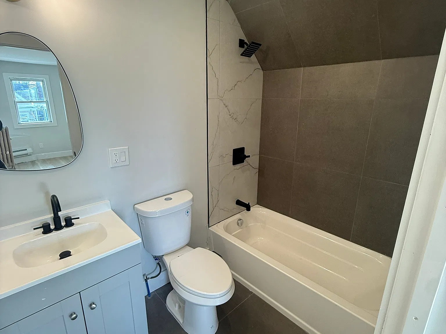1 bed, $1,650 — Photo 2