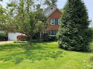1194 Sovereign Dr, Loveland, OH 45140