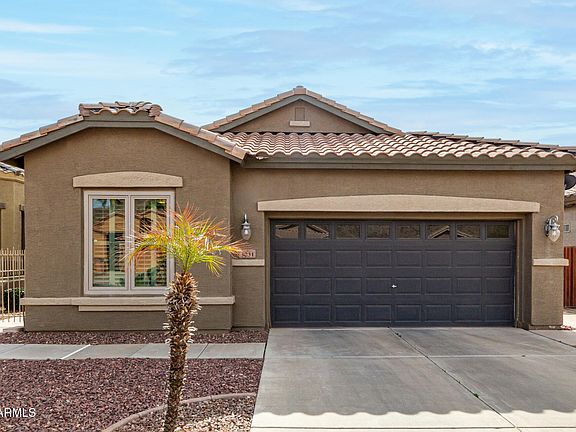 3rd image of 3031 W COTTONWOOD Lane