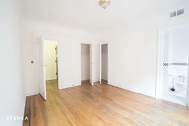 Rented by Sterea Agency