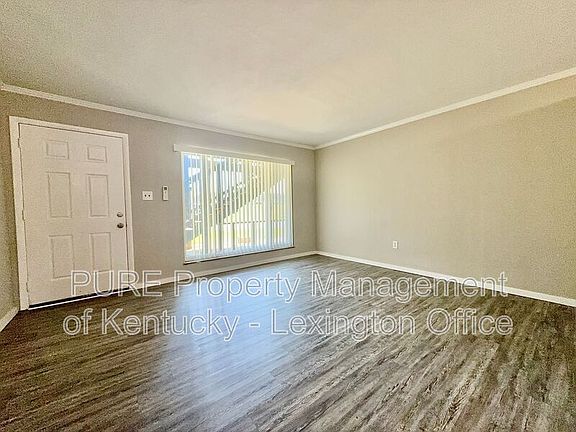 5th image of 1685 Alexandria Dr APT 10A