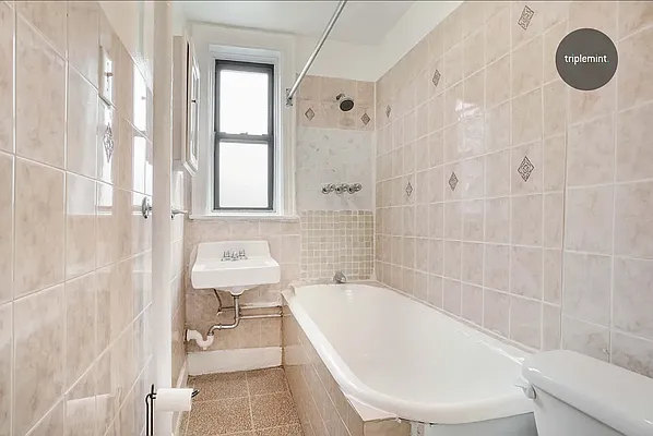 Rented by Owner | media 9