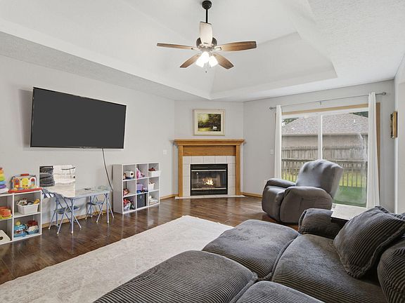 5th image of 1135 S Almond Court