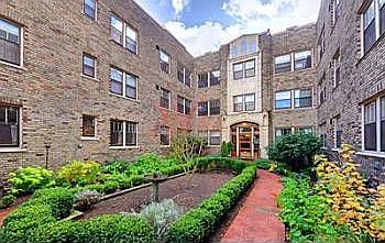 3rd image of 1605 E Olive St Unit 101