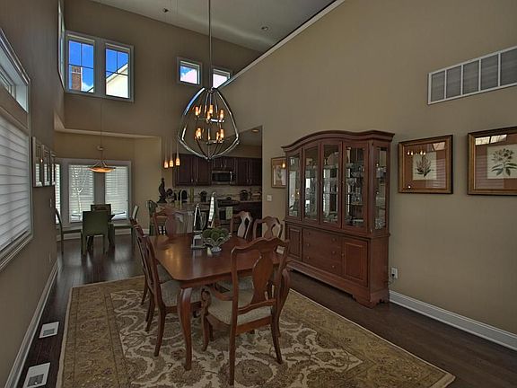 4th image of 137 Ashbourne Dr #29