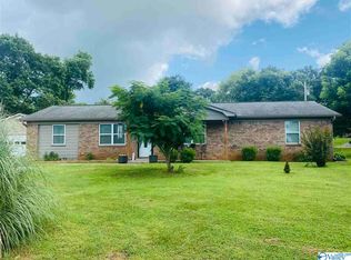 108 Gwen Dr, New Market, AL 35761