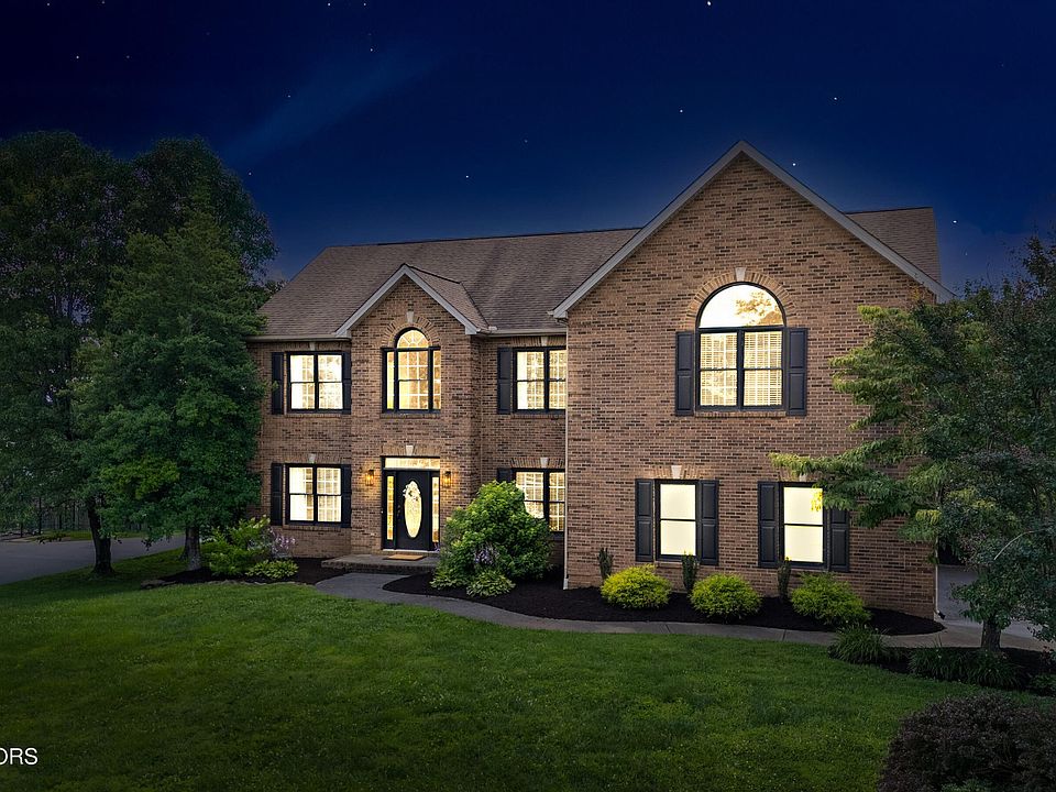 1st image of 8663 Lake Village Cir