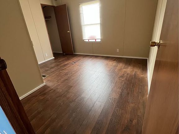 4th image of 5000 Riverchase Dr Lot 32