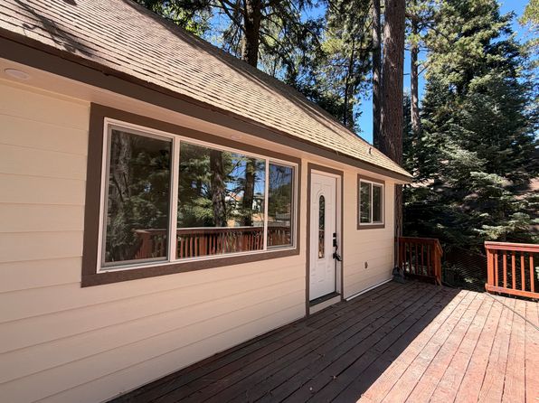 2462 Whispering Pines Dr