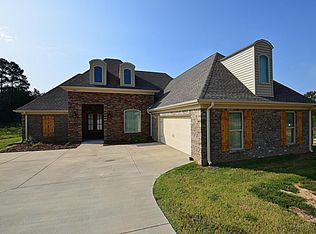 9055 Kerri Ruth Rd, Hernando, MS 38632