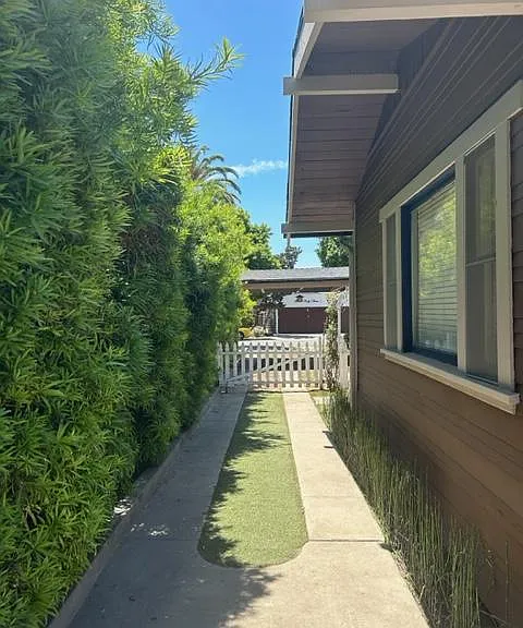 368 Gladys Ave — Photo 23