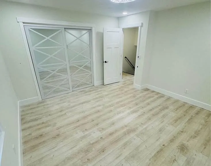 3163 Colonial Way #H — Photo 10