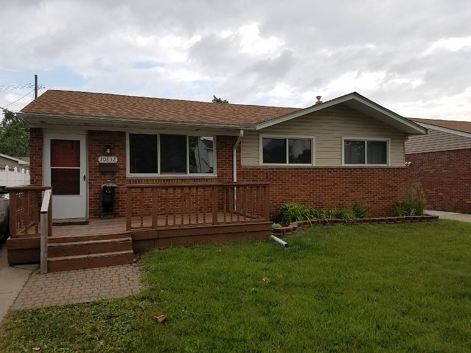1st image of 30832 Mackenzie Dr