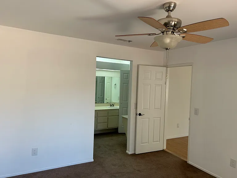 4337 Manzanita Way — Photo 24