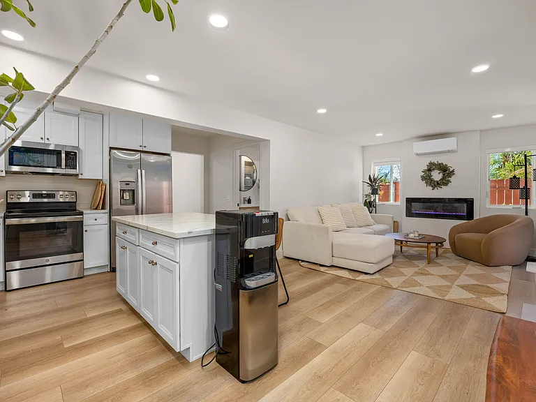 810 California St #3 — Photo 4