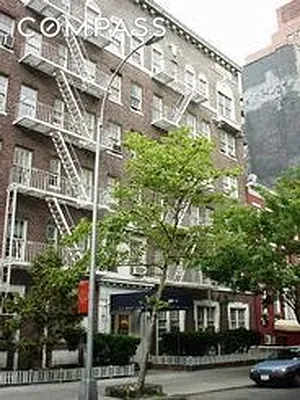 Rented by Compass | media 21