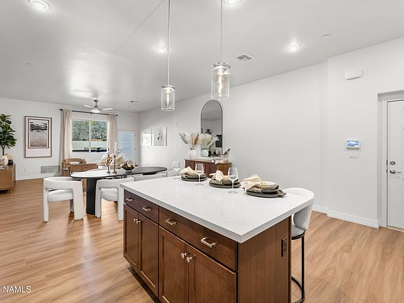 5th image of 310 E Birch Ave #211