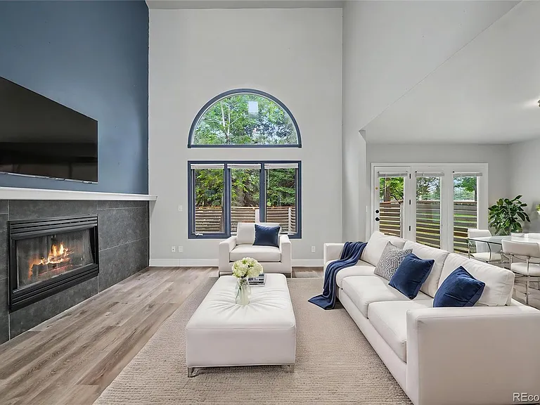 5584 Stonewall Pl — Photo 2