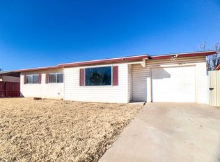 1207 Auburn Dr, Roswell, NM 88203