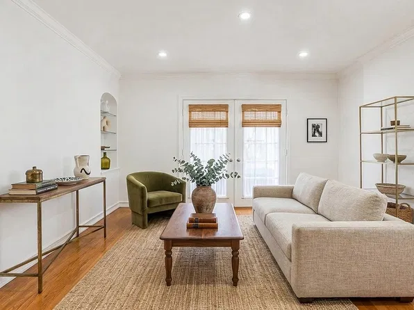 234 W 16th St APT 5B, Manhattan, NY 10011