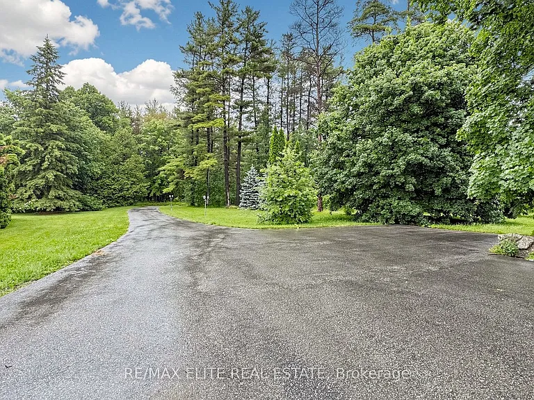 52 Pine Post Rd #BASEMENT — Photo 1