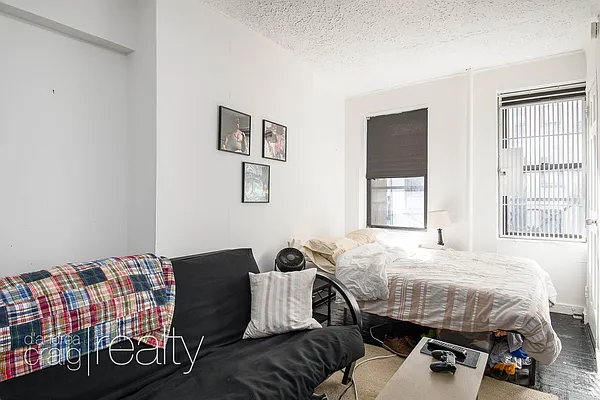 Rented by D'Andrea Craig Realty | media 5