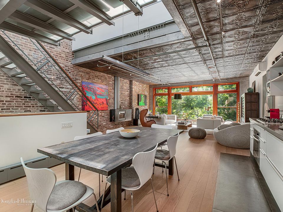 1st image of 15 Bleecker St #3