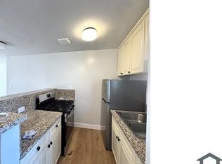 1701 S Westmoreland Ave #16, Los Angeles, CA 90006