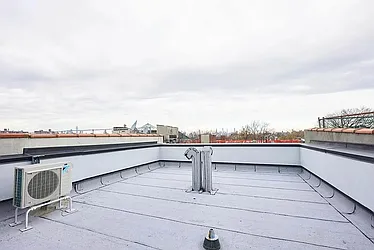 Rented by Artur Gutman, LREB