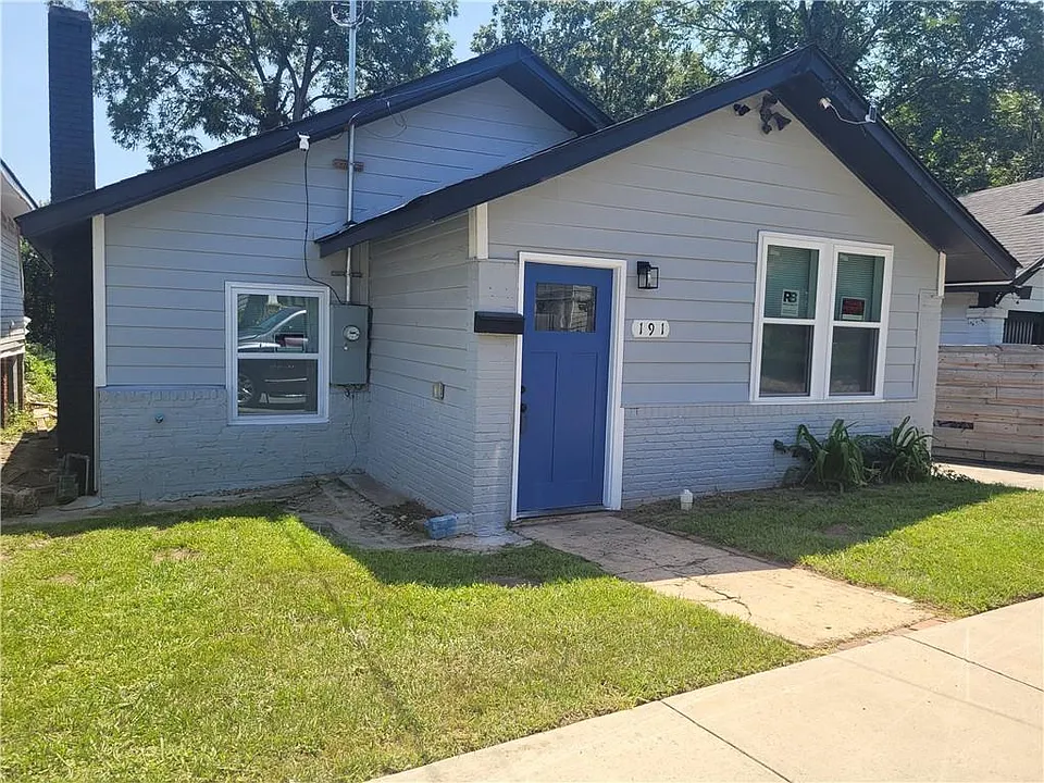 191 Forest Ave