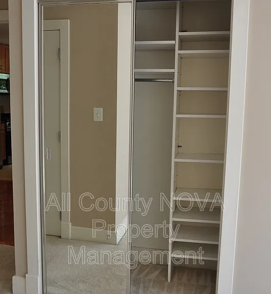 1200 N Hartford St #212 — Photo 14