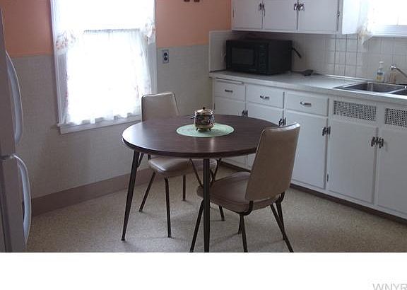 5th image of 281 Shartle Pl