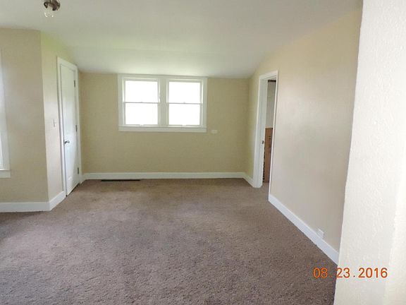 4th image of 302 Saint Joseph St