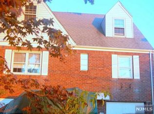 150 6th St #2, Fairview, NJ 07022