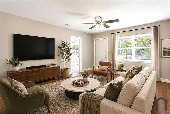 4 bed, 1385 sqft, $2,900 — Photo 3