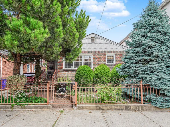 2421 W 1st St #1, Brooklyn, NY 11223