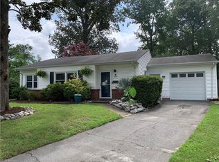 820 Plainsman Ct, Virginia Beach, VA 23452
