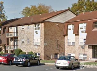 1730 Raspberry Ct, Edison, NJ 08817