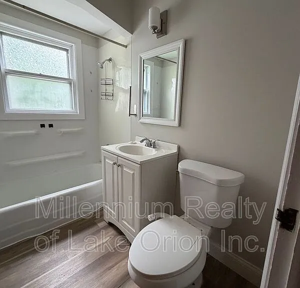 34019 Garfield Rd — Photo 9