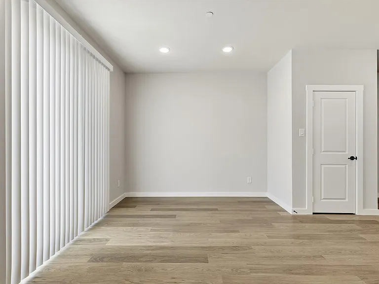 2845 Concord Dr — Photo 13