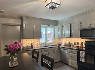 202 Great Road #FL 1ST, North Smithfield, RI 02896