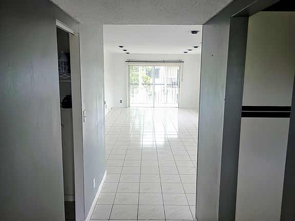 3rd image of 3360 Spanish Moss Ter APT 413