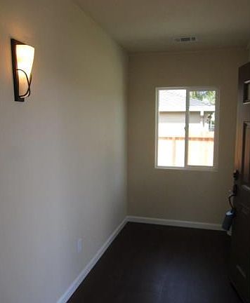 2nd image of 30 N Sally St