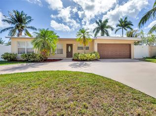 6112 NW 10th St, Margate, FL 33063