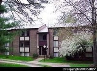 9737 Kings Crown Ct APT 1, Fairfax, VA 22031