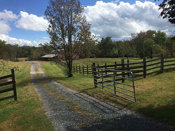 Main Gate, fully fenced