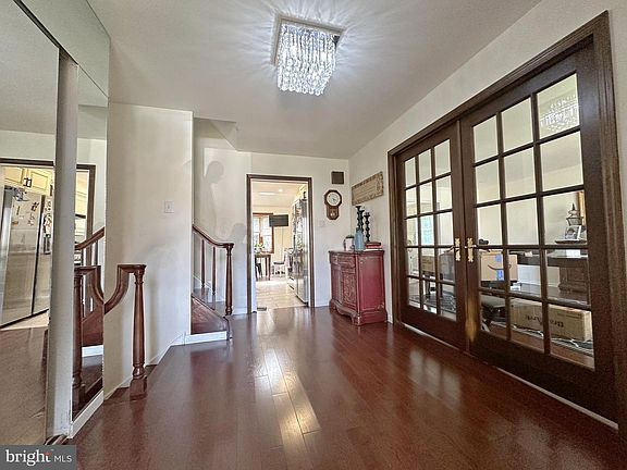 2nd image of 182 Marc Ln