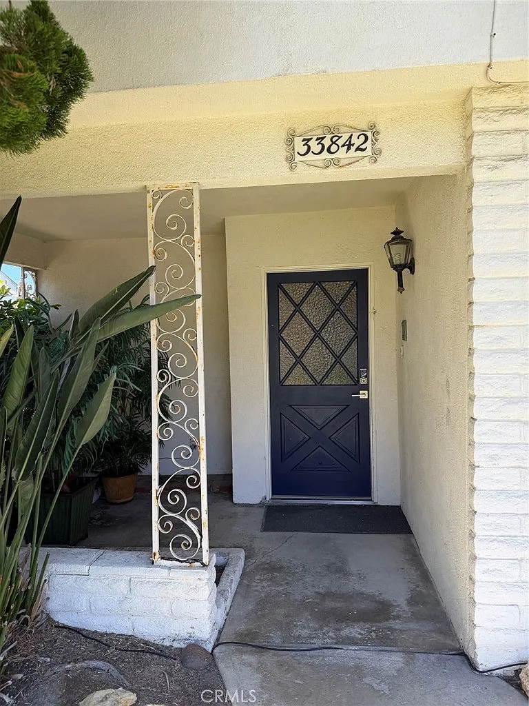 3 bed, 1666 sqft, $6,500 — Photo 2